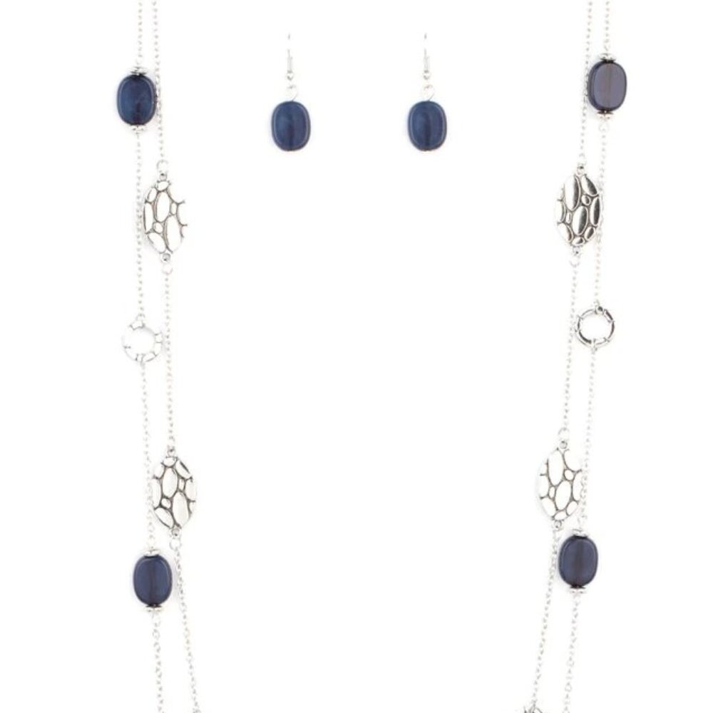 3 $10 items for $20  NWT Cobble Creeks Blue Necklace